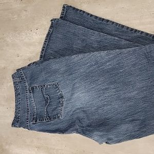 Womens St. Johns Bay blue jeans